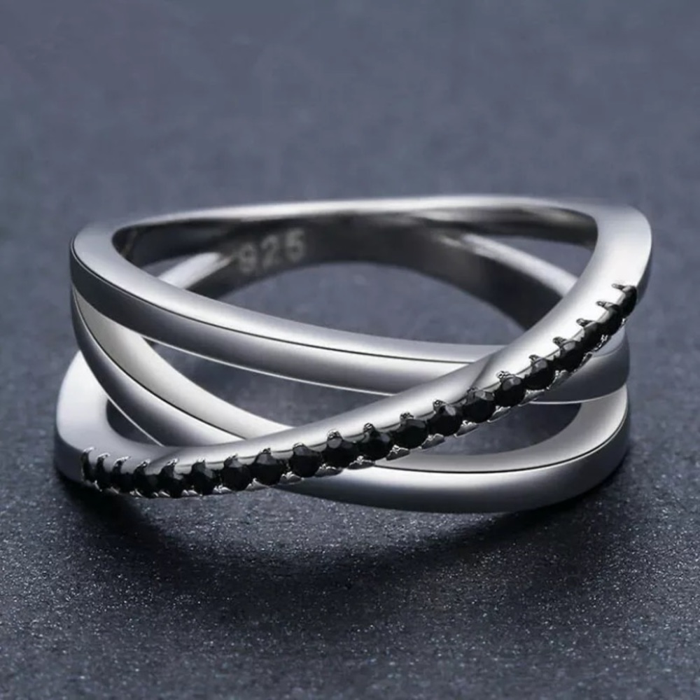 NEW 925 Black Sapphire Round Cut Ring Size 8